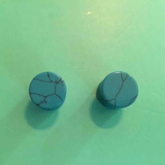 ***SOLD***3 / $9 - Turquoise Plugs 1/2 inch - Picture 1 of 2